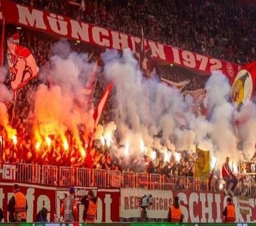 官方：拜仁因燃放烟火被欧足联罚款3万欧并被罚关闭部分看台