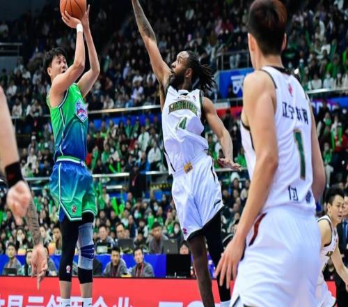 老将扎堆出战，本是潜力赛，咋来一群“老帮菜”