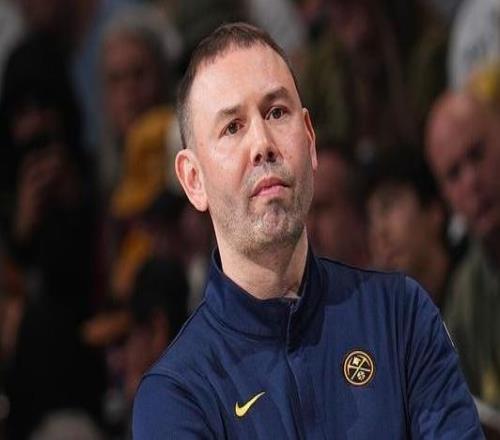 联盟官方：阿德尔曼因向裁判使用不当言辞被罚款3.5万美元