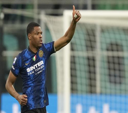 米体报道邓弗里斯因手术将缺席到明年三月国米冬季窗计划在右路补强_意甲直播