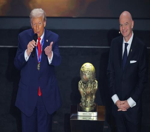 特朗普荣膺FIFA和平奖博班直言荒唐令人羞愧FIFA不应沦为政治组织_意甲直播