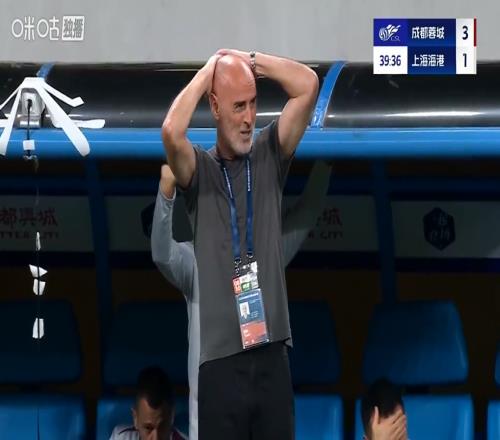 真要当恒大二队不挑食！意外：曝中超四冠王有意前广州队后卫