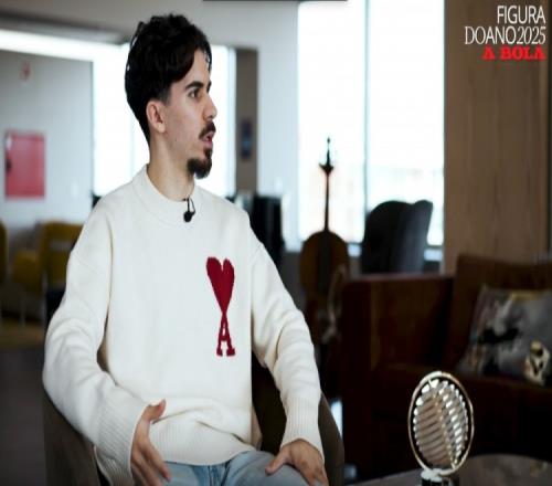 维蒂尼亚表示了解梅西和罗纳尔多这样的进攻球员更容易赢得金球奖，但中场球员也应得到公正对待_法甲直播