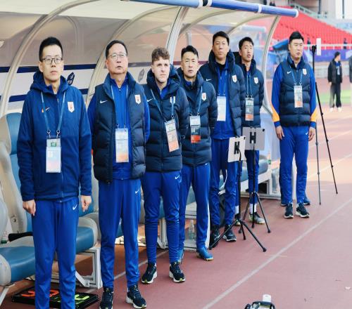 泰山队3名04年球员归队，阵容年轻化谁把握机会，教练谜题待解