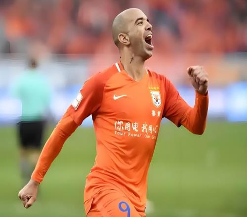 他是唯一有可能成中超弗格森的教练！未来十年磨一剑，将重塑辉煌