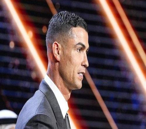 早报国米登顶意甲积分榜C罗荣膺2025环足奖年度最佳中东球员！