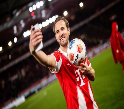 前15轮德甲凯恩6次当选全场最佳，比其他球员至少多3次