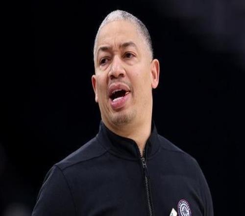 卢指导：我们作为一支球队不断成长也越来越清楚自己该做什么