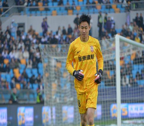 停不下来！云南玉昆又一位国脚大鱼跟着俱乐部冬训亮相，值得期待