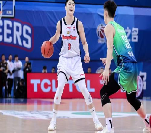 拿600万，13投10铁，跟王少杰6次出手得分一样，球迷：一坨屎