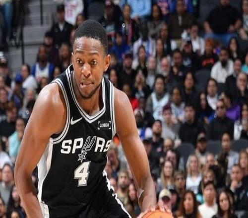 福克斯：我们险些遭遇三连败当下正是强队与弱队拉开差距的阶段