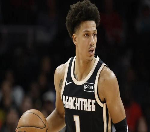 不可思议！单月场均25+10+10！新鹰王创造历史