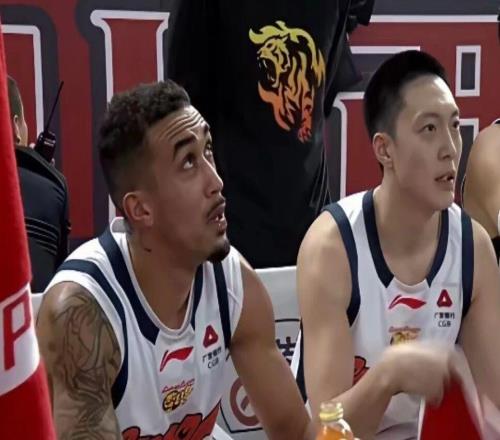 CBA最新消息！广东男篮又伤主力，辽宁无换外援计划新疆官宣裁员