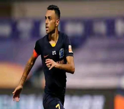 传奇落幕：38岁扎哈维宣布退役中超金靴挥别绿茵场