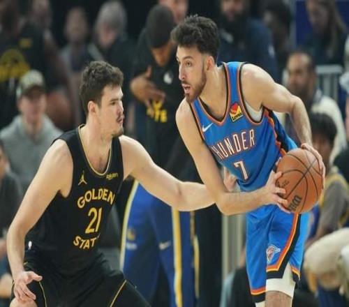 一边倒！残阵勇士019崩盘：小将13分苦撑，亚历山大16分5助