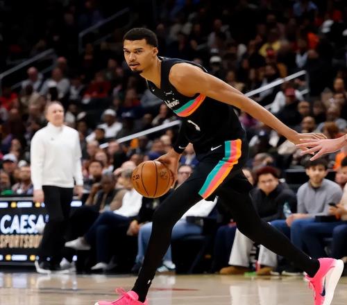 狂送11连败！东部冠军跌至倒数第一，马刺拒19分逆转，榜眼轰22分