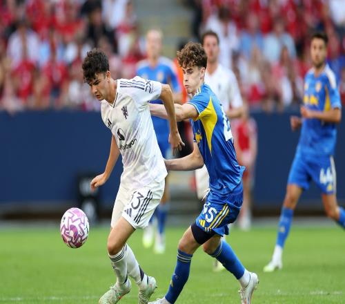 曼联联赛对阵利兹联已9场不败，上次输球还是2002年