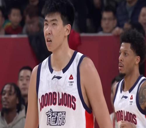 完爆山西队+碾压刘传兴！徐昕打成广州“老大”，或被广东签回