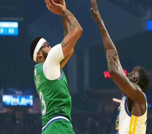 记者：独行侠曾主动联系勇士谈浓眉交易勇士无意交易追梦和巴特勒