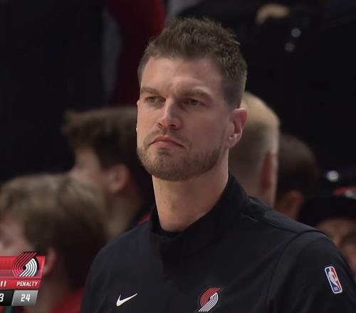 开拓者送鹈鹕6连败！斯普利特摊牌：末节领先20分！也不换杨瀚森