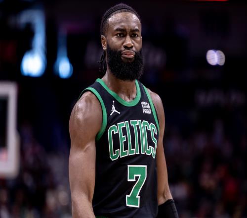 马克西轰36+8+4仍无缘今日最佳！对不起，你碰到暴走的布朗了