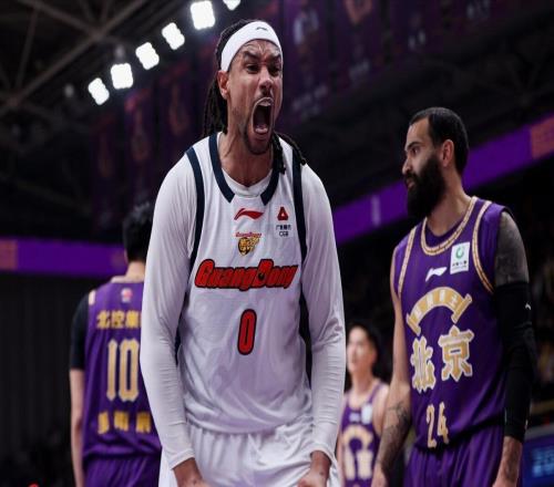 50秒离谱时刻!杜锋弟子两次犯错,张庆鹏用错后卫,广东险胜北控