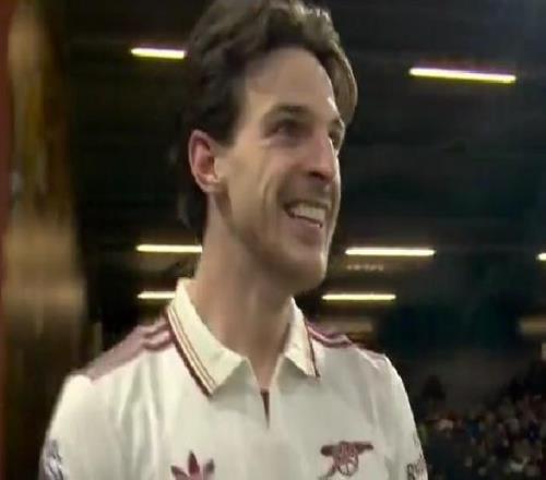 32后！阿森纳又过一关：17天6战+对4大豪门，有望4线争冠