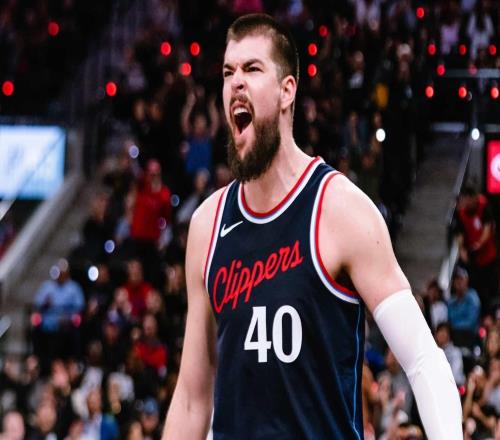 六连胜中，卢：祖巴茨主动要求替补，不想破坏球队的化学反应