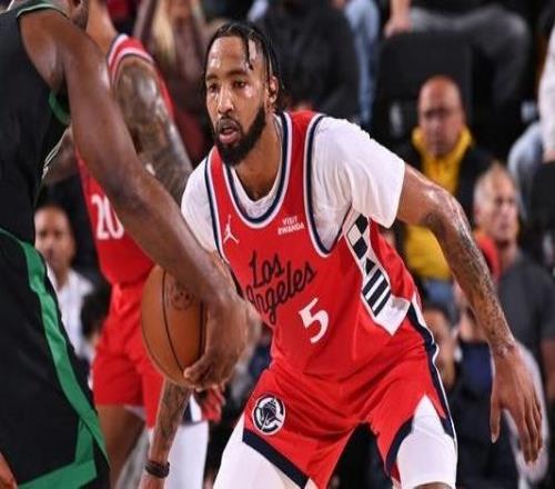 快船：小琼斯右膝受伤将于明天接受重新评估