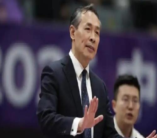 北京7477广厦遭三坏消息！许利民战术弊端，曾凡博+外援全崩！