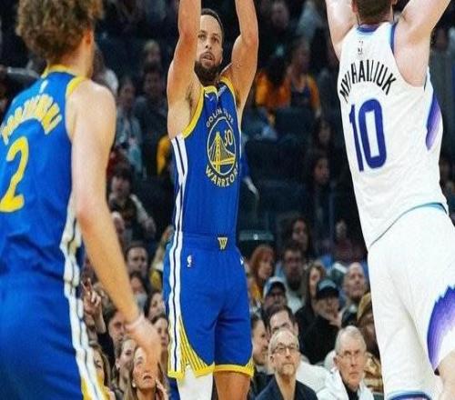 第三节20分创纪录，库里18中8砍31分2板5助1断，正负值+5