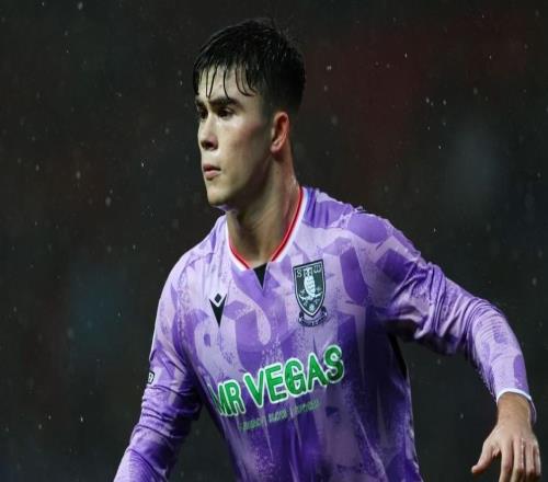 镜报：12家俱乐部想引进哈里阿马斯，谢周三想留他到赛季末