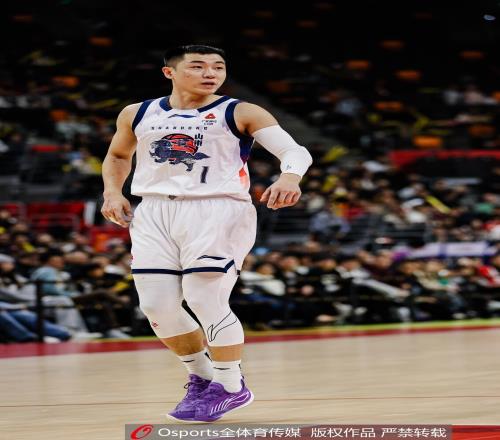 鲁媒报道克里斯和邱彪接连被罚增强了山东队的斗志第四外援到队还需一段时间_CBA直播