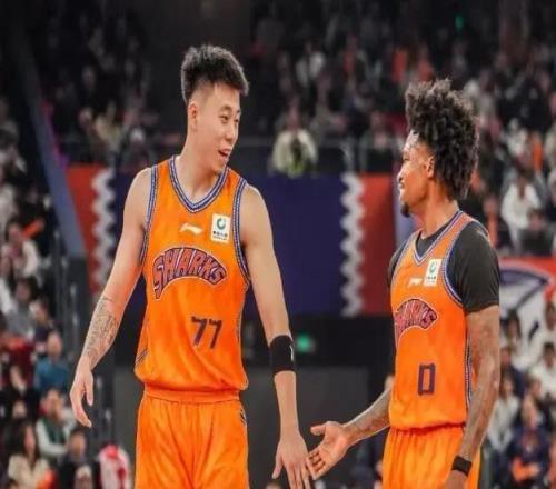 张镇麟爆发太疯狂，辽宁队被迫签第五名外援，史上最差交易