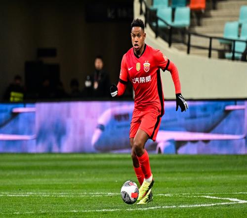 东体报道：蓉城在新赛季的优化配置值得关注，茹萨加盟的可能性极高_中超直播