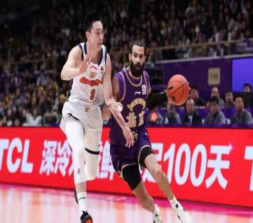 广东队大胜北控却收坏消息，胡明轩被杜锋怒喷，焦泊乔成最大番薯