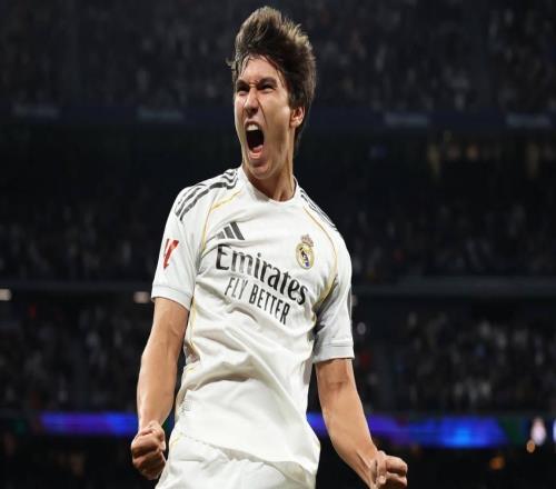 21岁286天，贡萨洛是皇马21世纪西甲第二年轻的戴帽球员