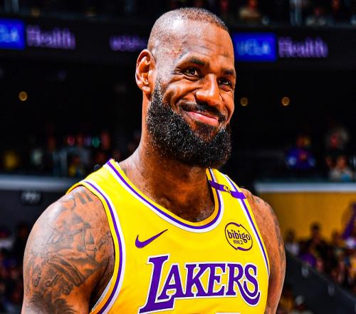 12胜0负！20胜1负！东契奇联盟第1，老詹迎来神级里程碑