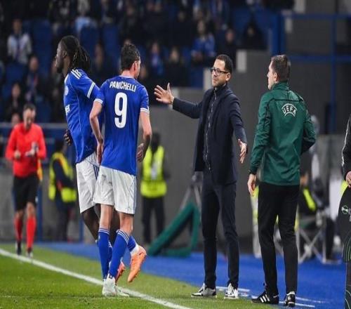 罗塞尼尔带白学堡进欧协联+排第一，结果赛季中段被带到切尔西