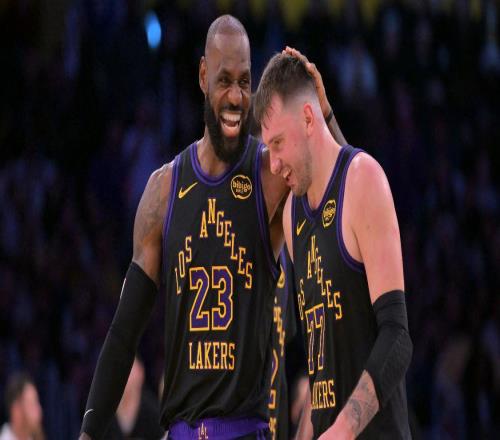 13胜0负，湖人保不败金身！詹姆斯这番话比合砍60+10+18更值得夸