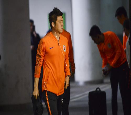 崔鹏：在比赛中要全力以赴绝不能退缩对手不能让我们失去尊严_中超直播