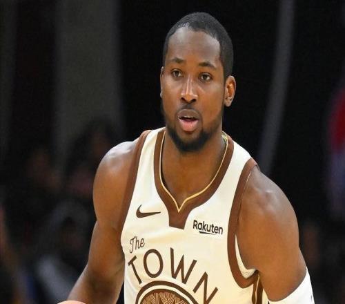 已经打完最后一战5投1中只得2分，连续DNP，库明加彻底被放弃