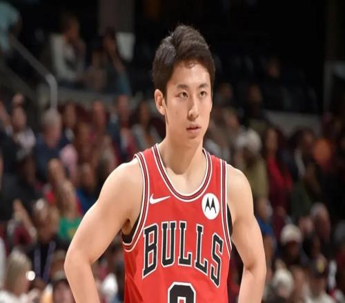 重新签约！日本后卫拿下双向合同，再战NBA