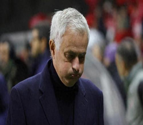 穆里尼奥回应阿莫林被曼联解雇：失败不应成为年轻教练的压力