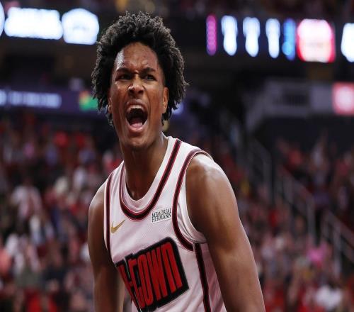 场均20+8+5！火箭主控变全明星命中率亮眼，难怪斯通不要特雷杨