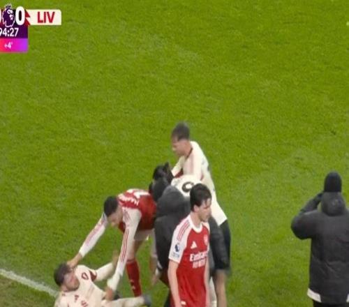 阿森纳对利物浦比赛中爆发争议一幕：马丁内利行为引众怒