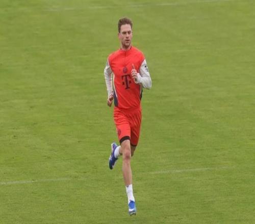 图片报：基米希今日进行了20分钟跑步训练，仍未确定复出时间