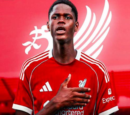 冬窗引援频繁刮彩票！利物浦连签三大天才中卫，高层到底意欲何为