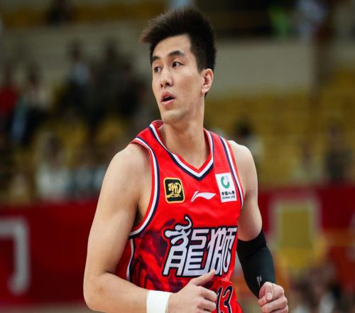 郭艾伦回应连9场缺席：腹股沟拉伤只能等加盟广州两季只打13场