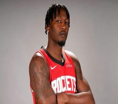 场均2.6分，火箭新援不如底线1将全队丢掉投篮包杜兰特摔瓶不满